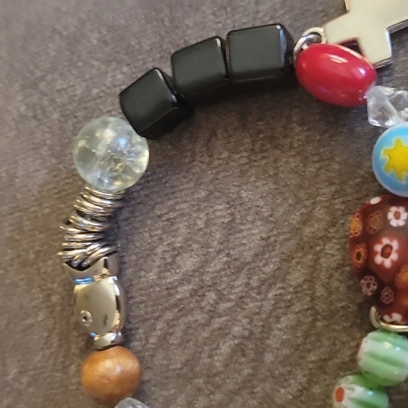 Millefiori Glass Bead Faith Cross Charm Stretch Easter Bracelet - Picture 4 of 8